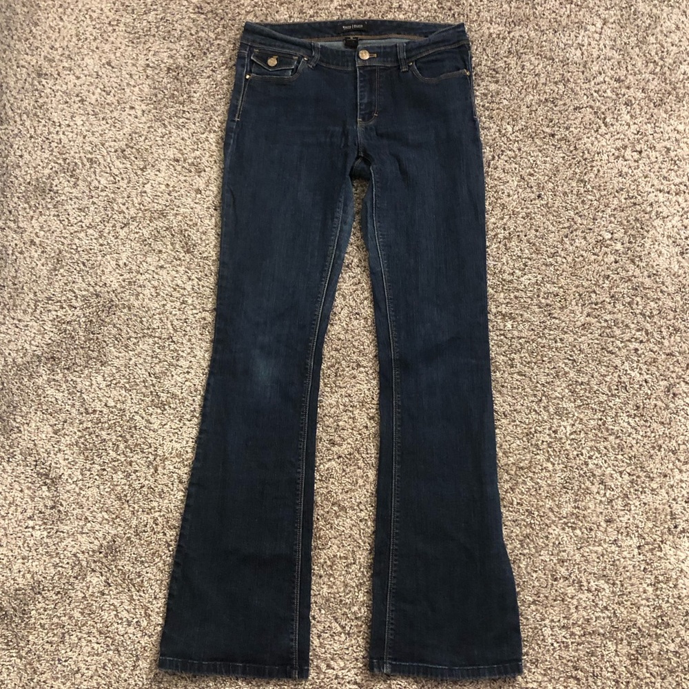 🎄 White House Black Market Skinny Flare jeans size 4R